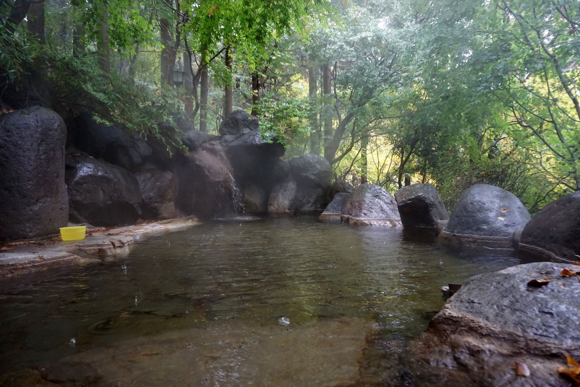 源泉の湯 東や