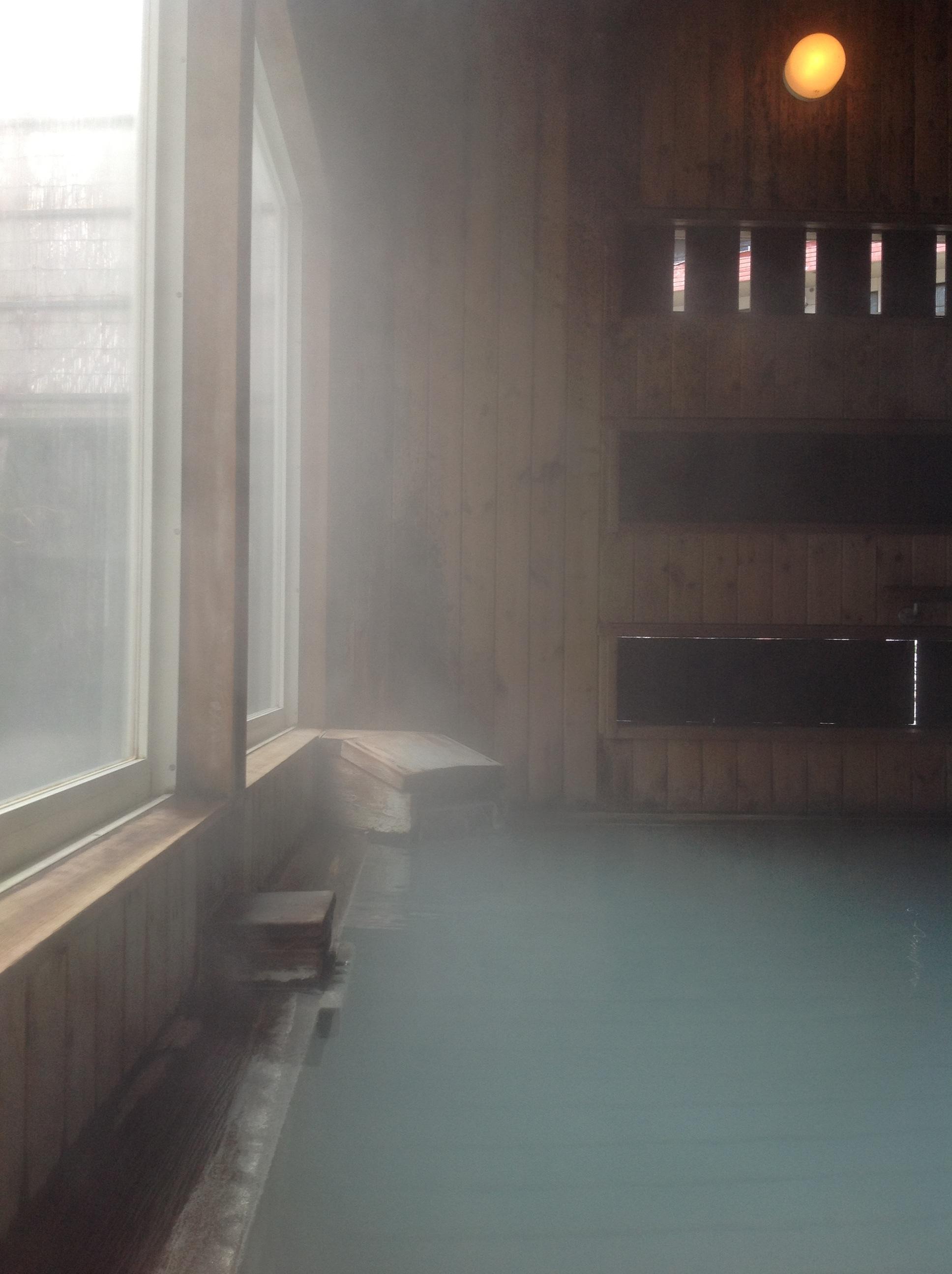 源七露天の湯