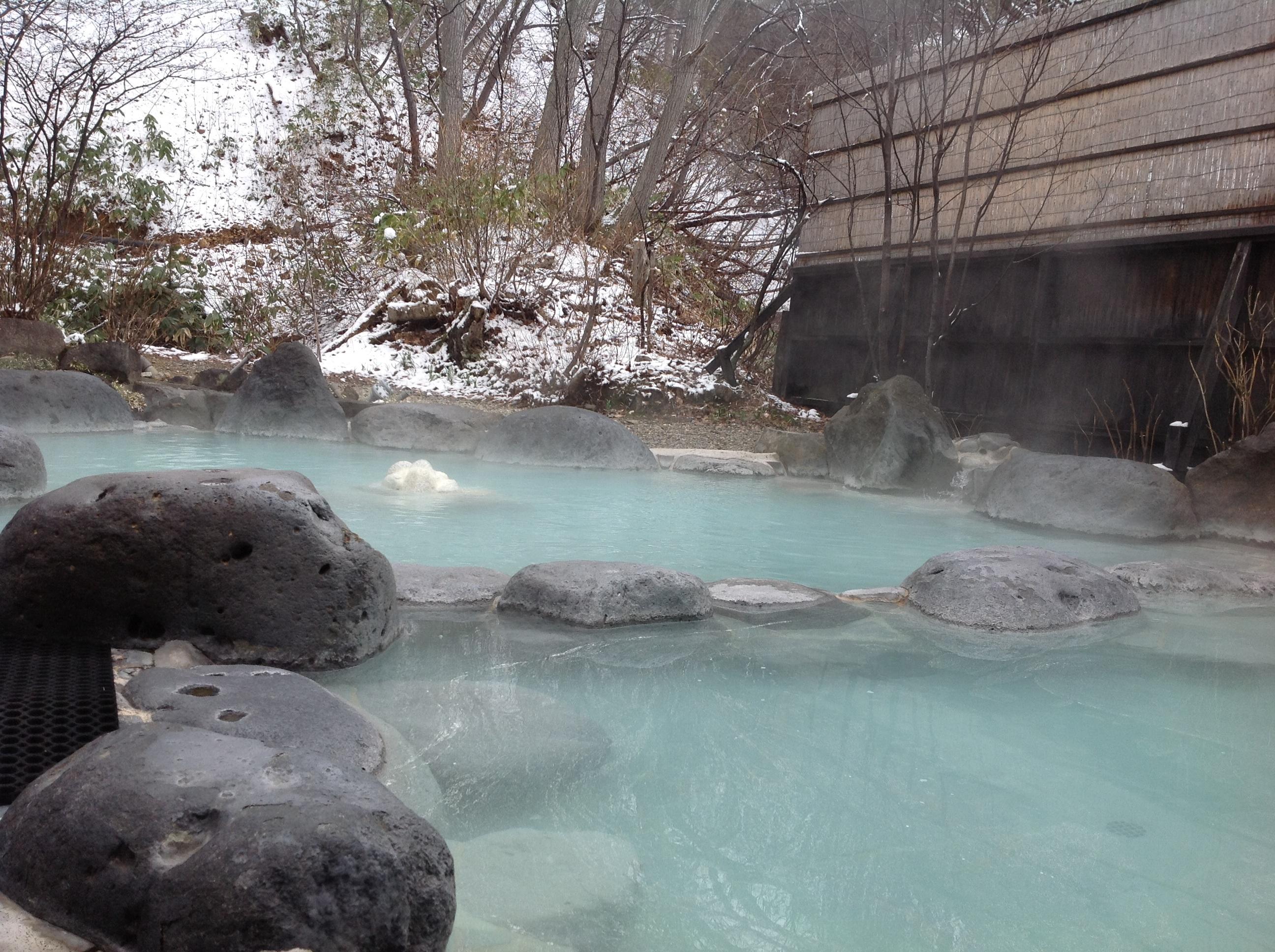 源七露天の湯