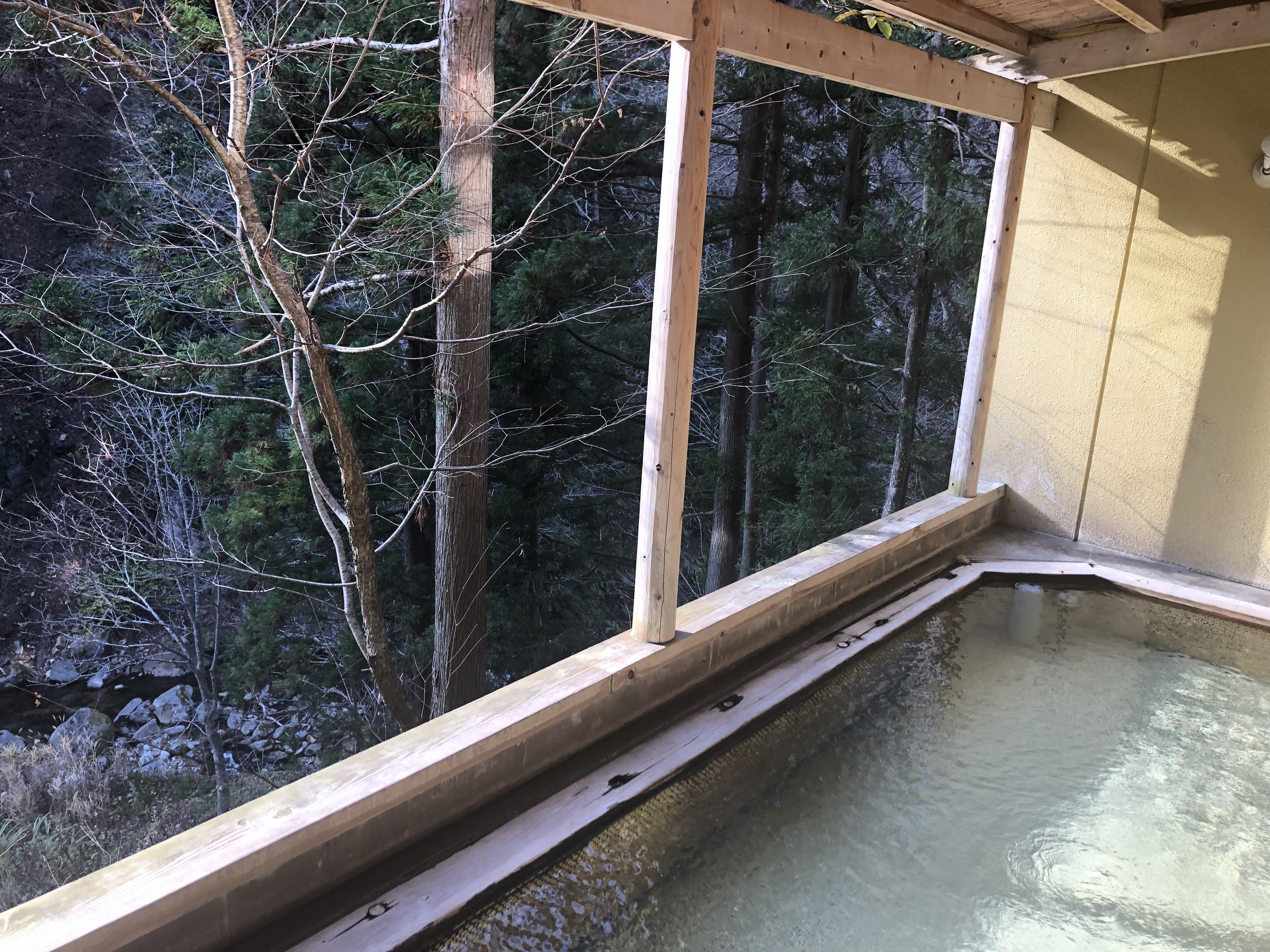 白布温泉　中屋別館不動閣