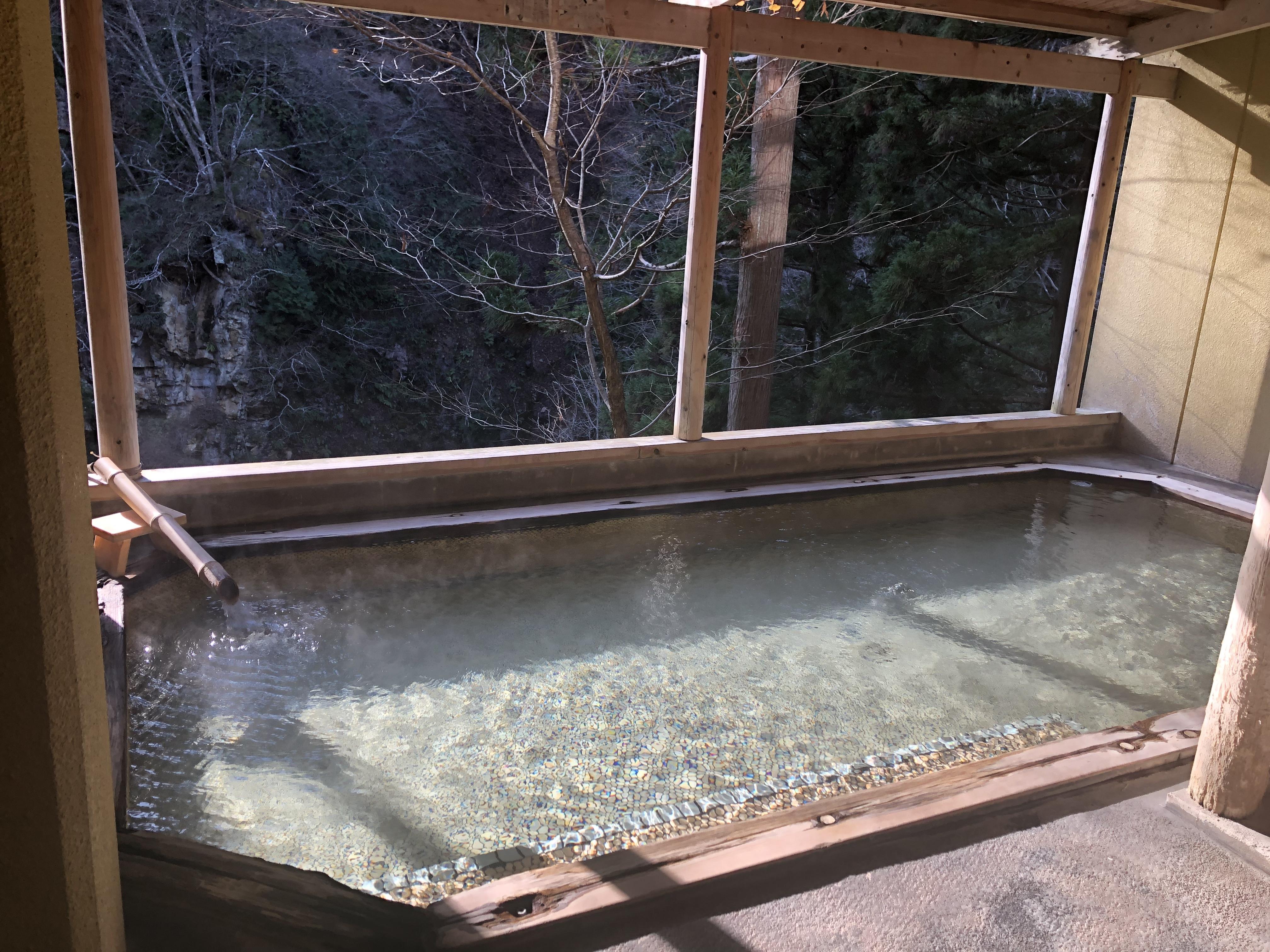 白布温泉　中屋別館不動閣