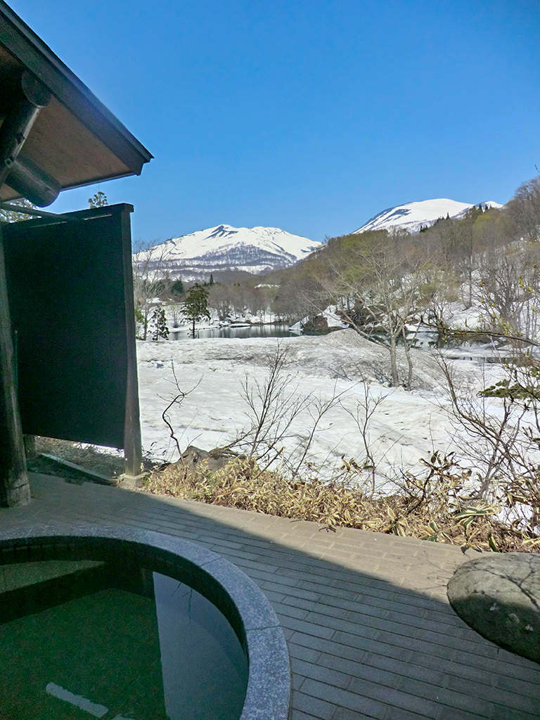 月山志津温泉　変若水の湯つたや