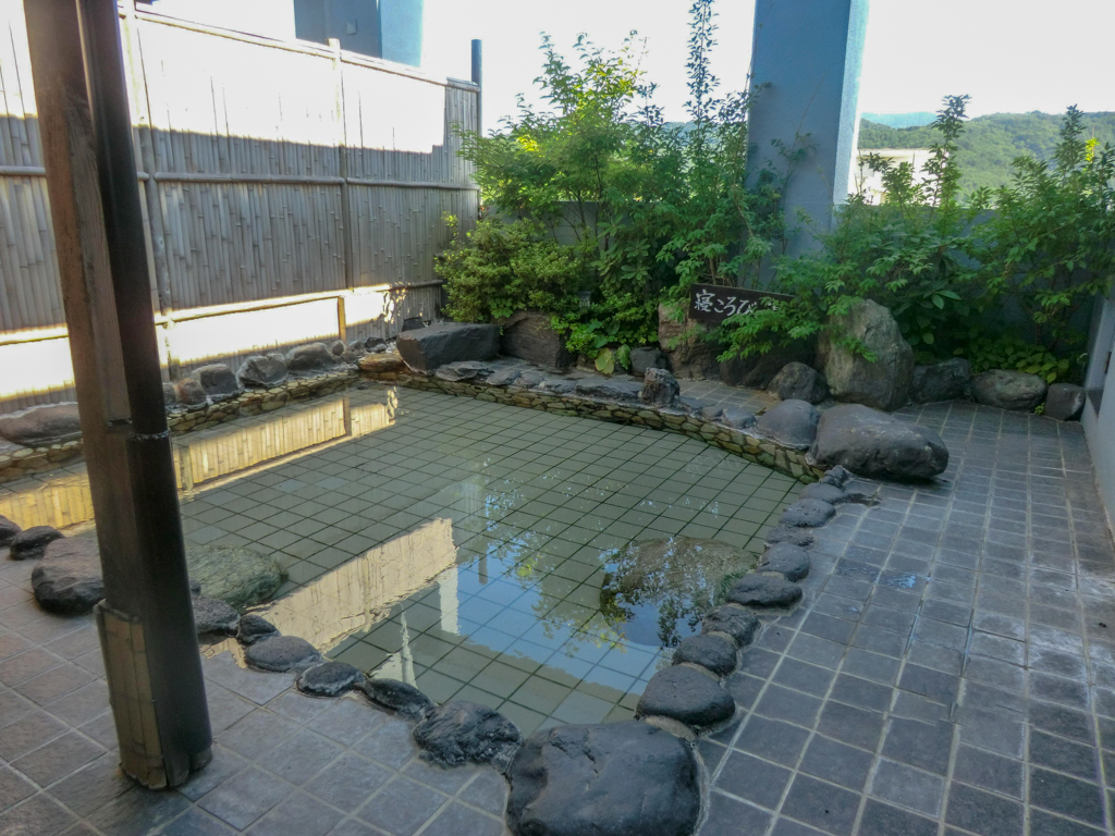 ホテル秋田屋