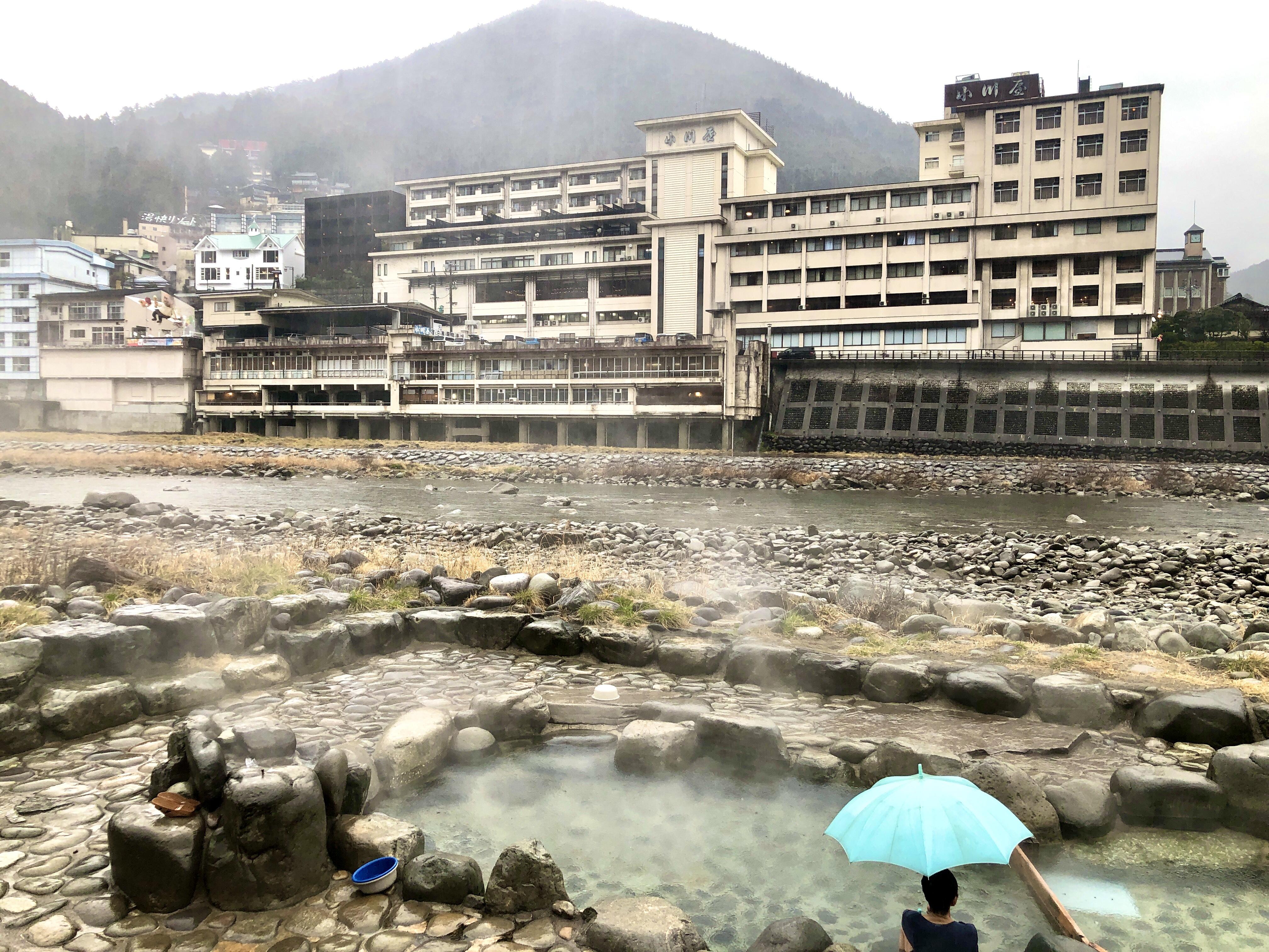 下呂温泉　噴泉池