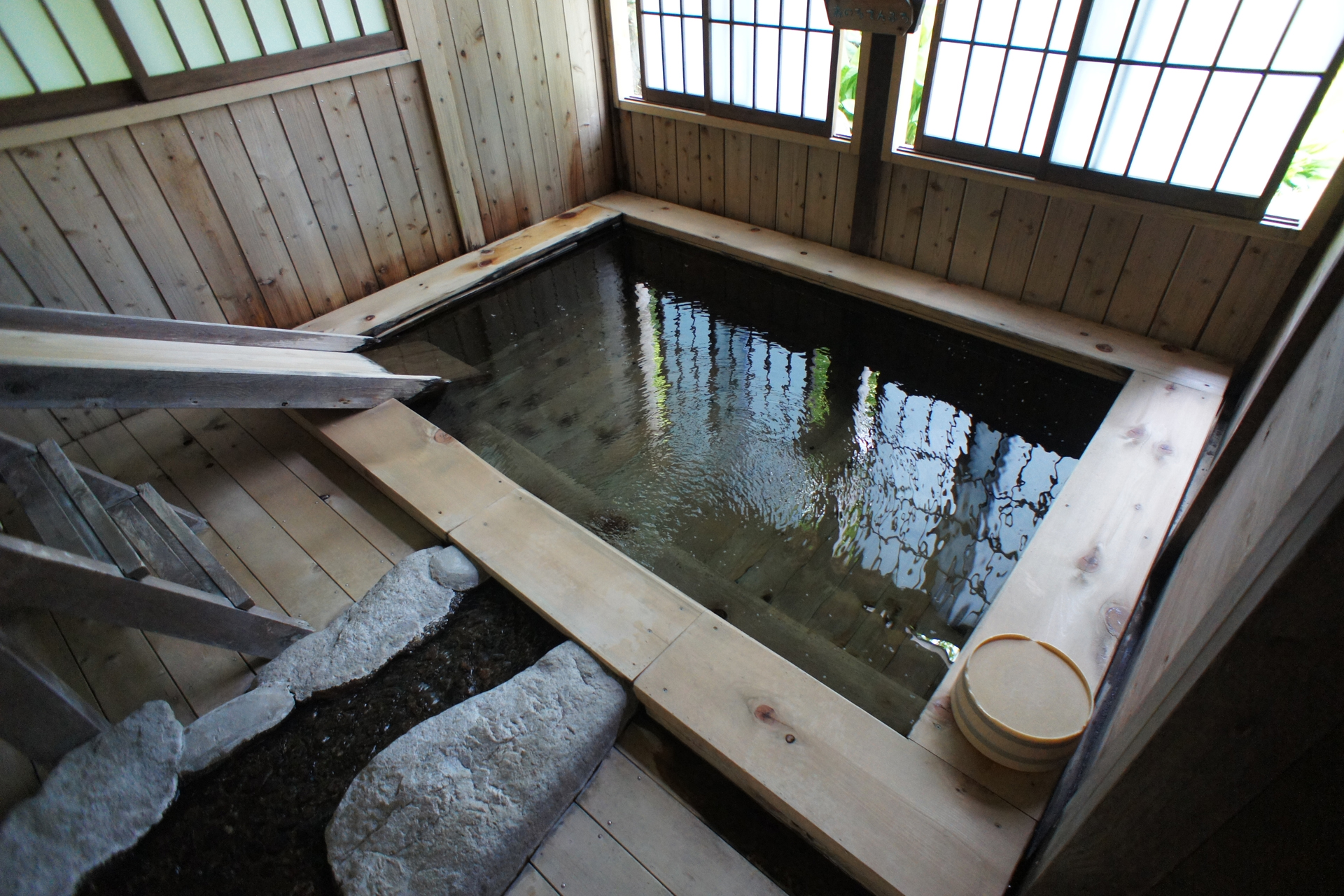槍見の湯 槍見舘