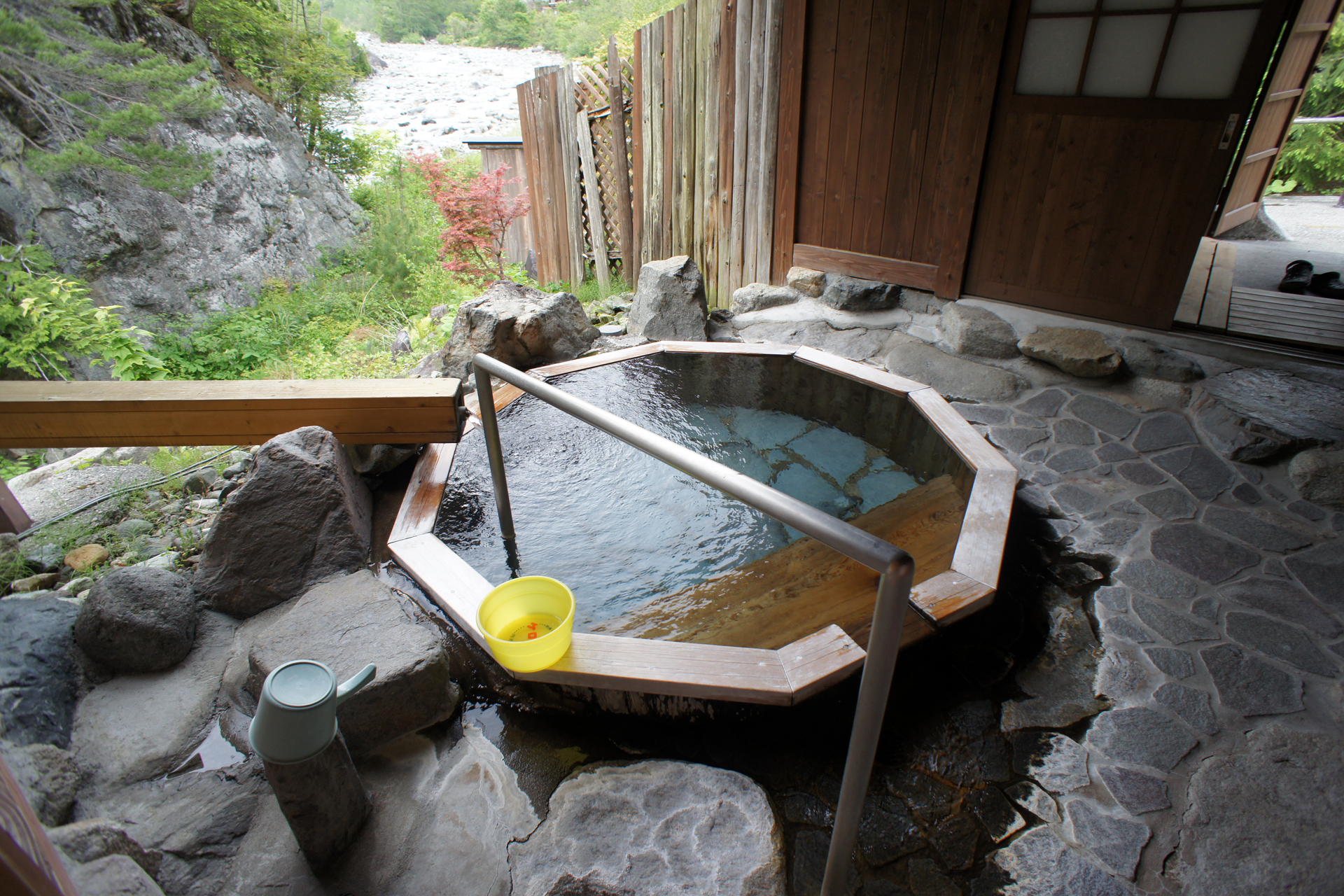 深山荘別館 槍の郷