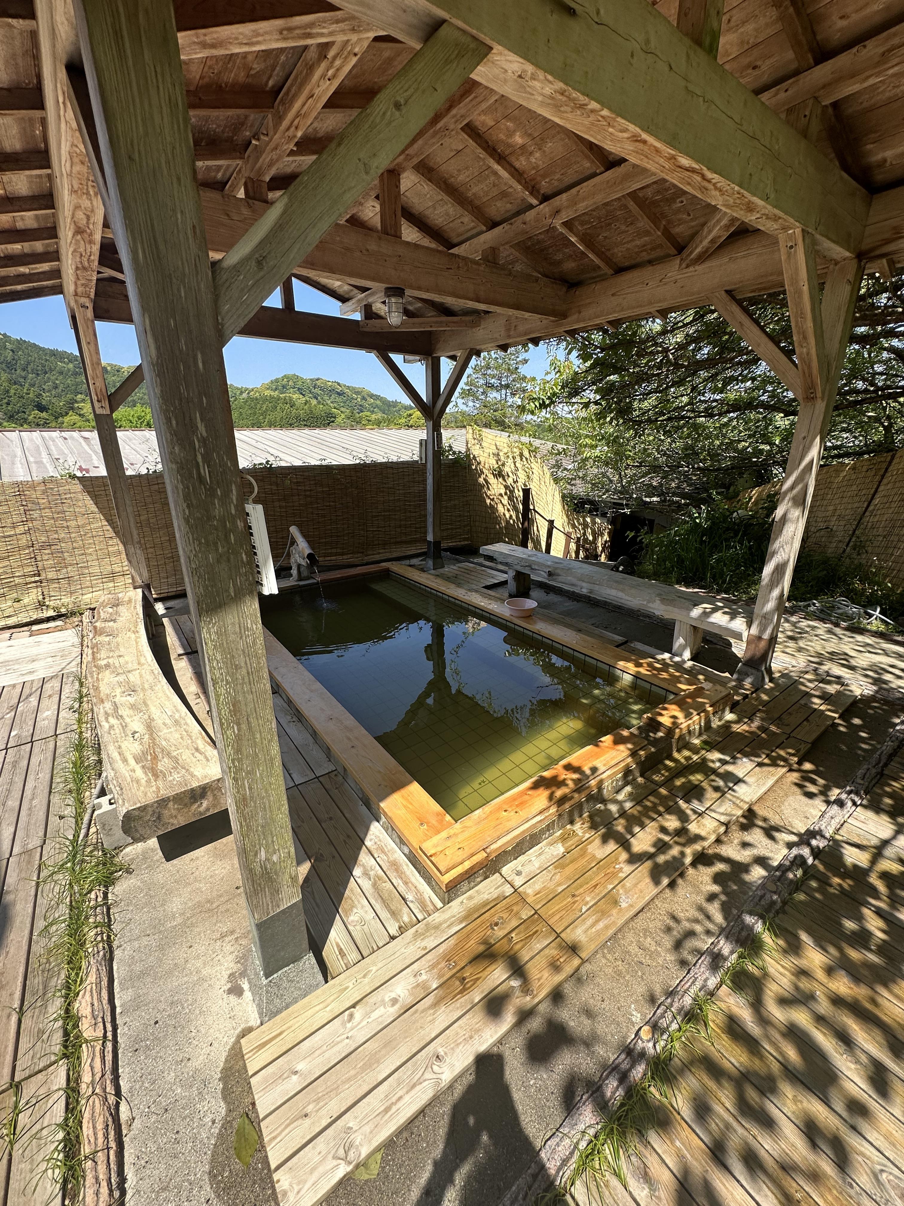 七里川温泉　いろりの宿