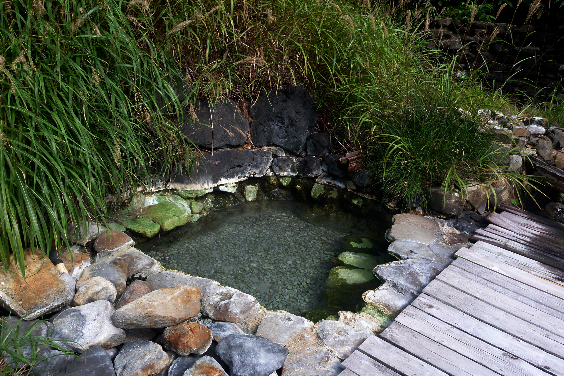 鶴の湯温泉