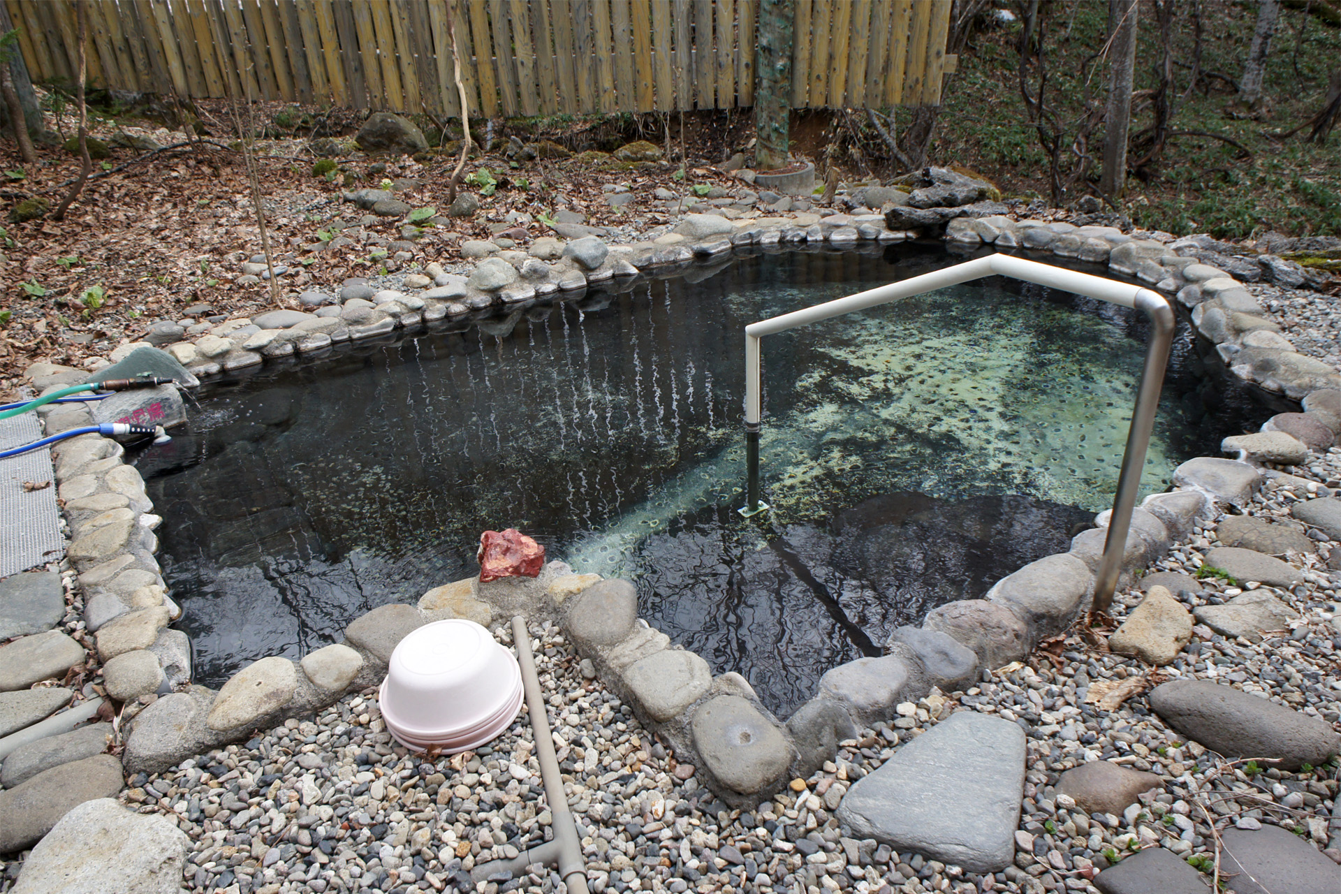 ぬかびら源泉郷湯元館