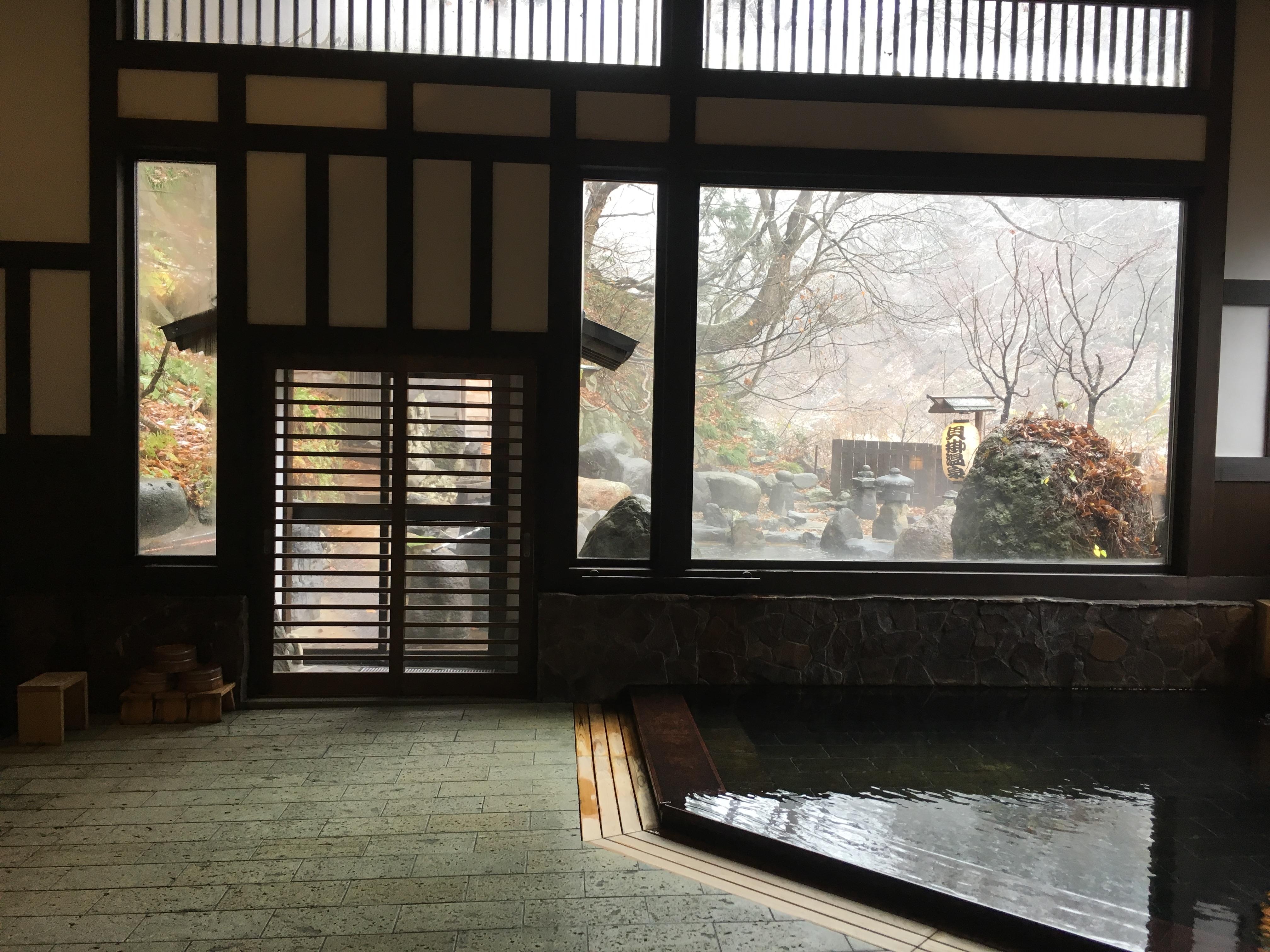 奥湯沢 貝掛温泉