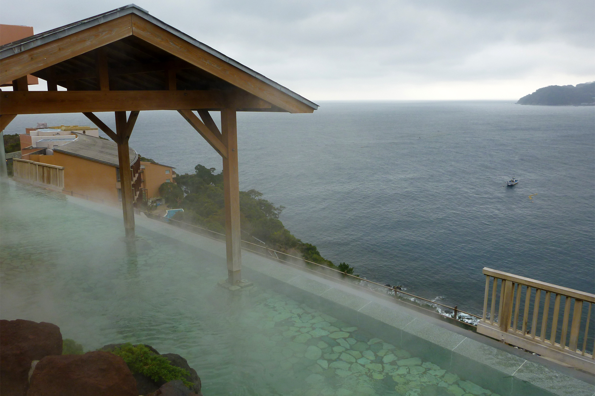 赤沢日帰り温泉館