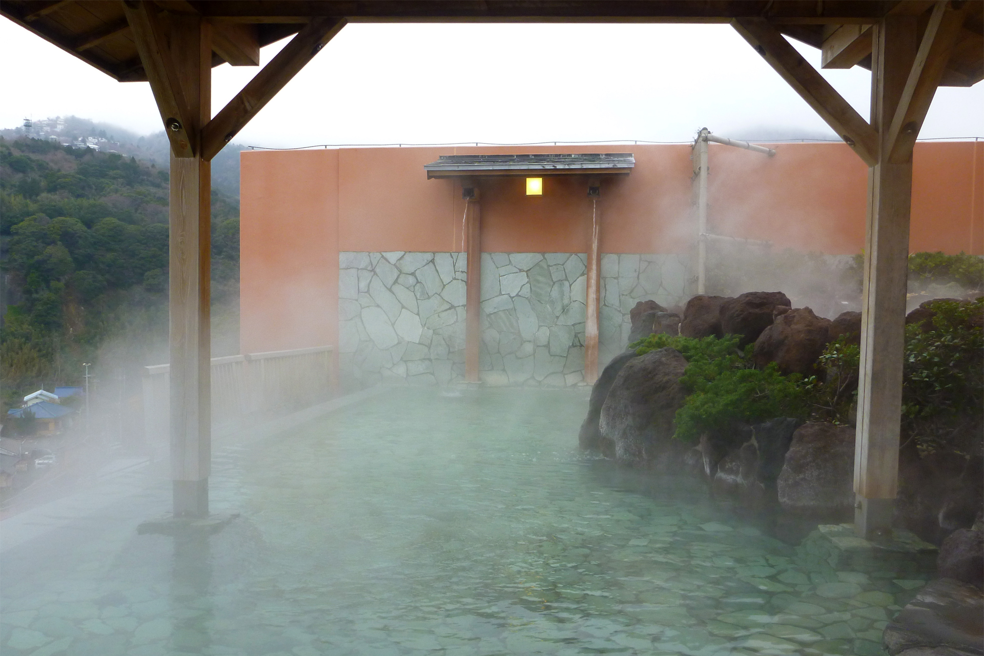 赤沢日帰り温泉館