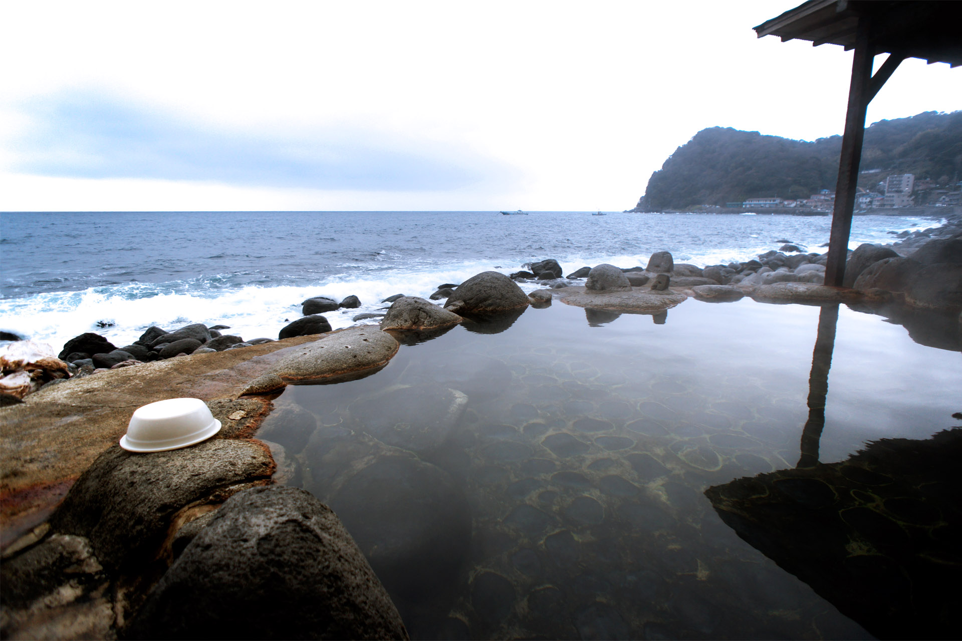 北川温泉　黒根岩風呂