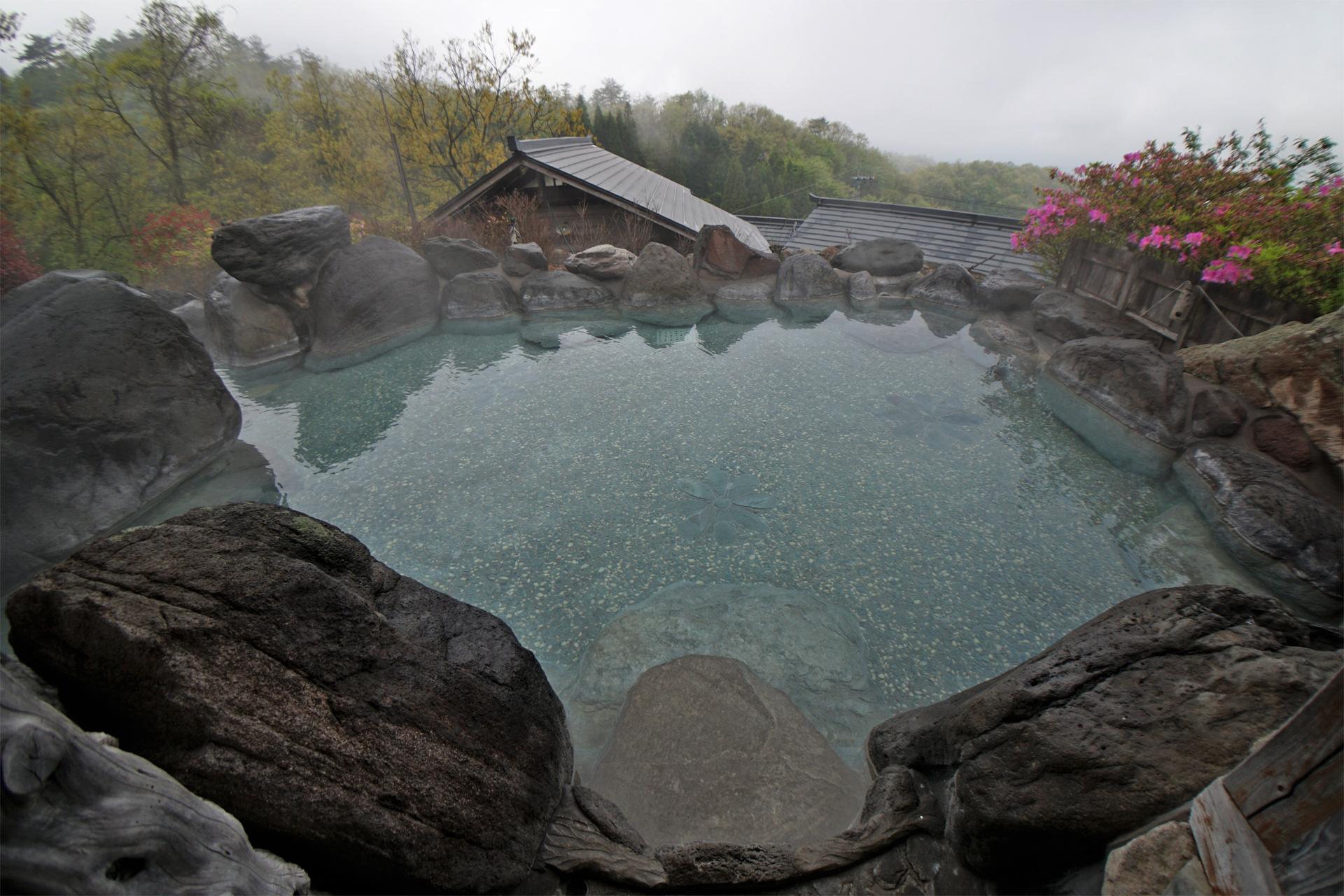 はげの湯温泉　旅館山翠