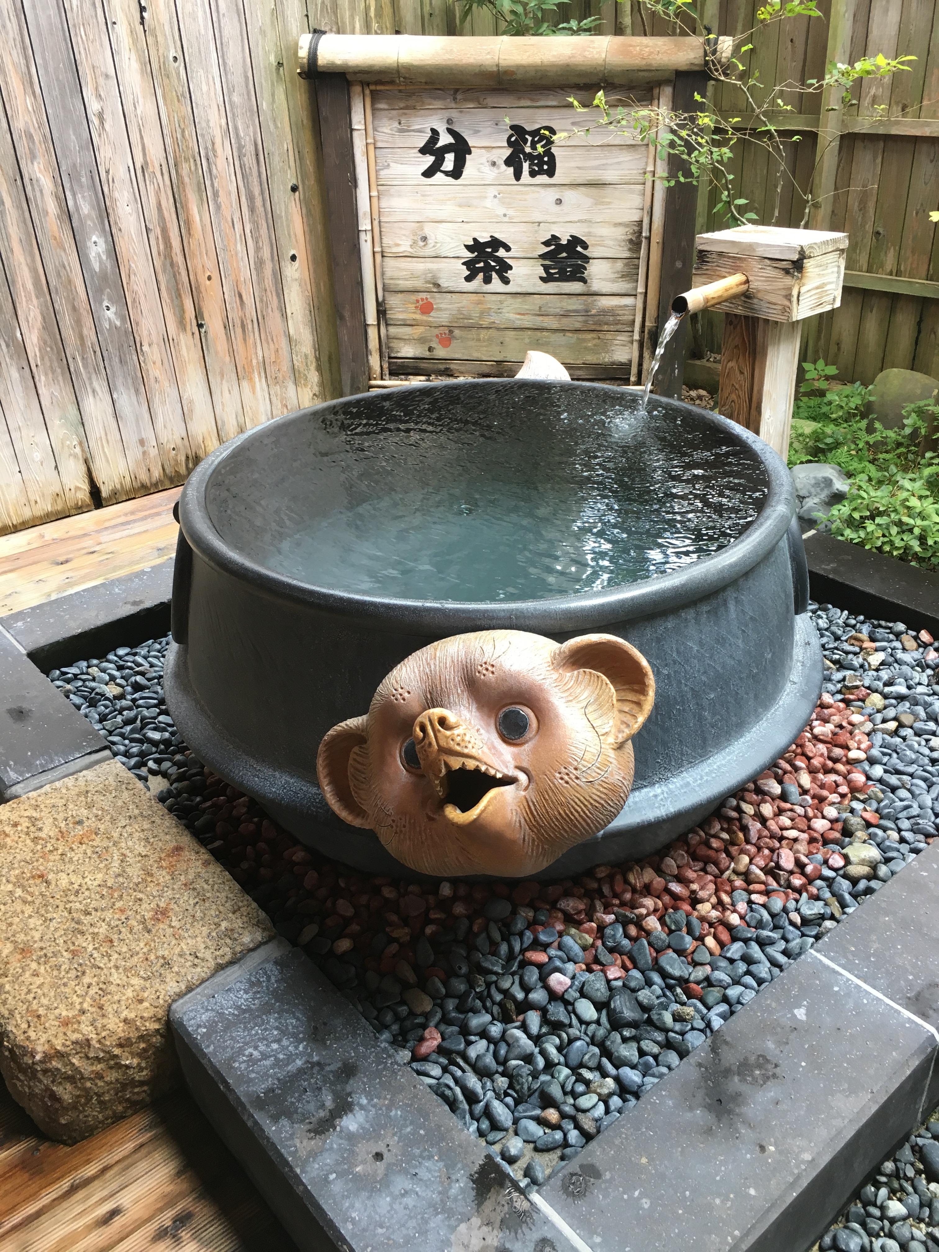 湯亭 上弦の月