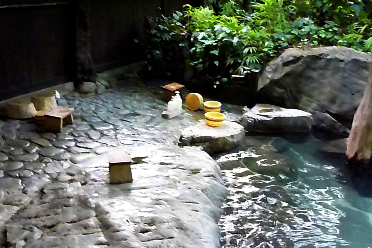 吉尾温泉湧泉閣