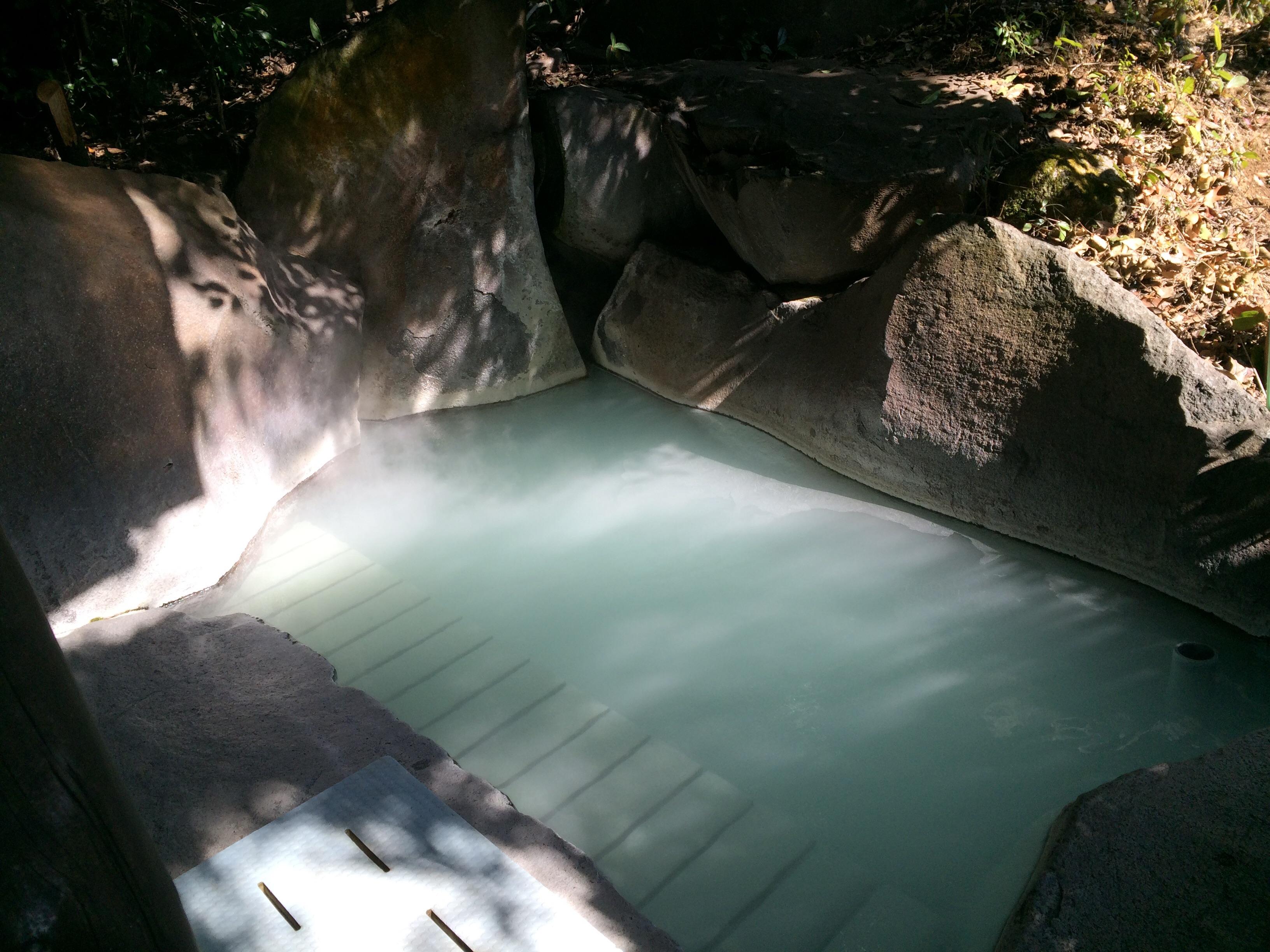 霧島湯之谷山荘