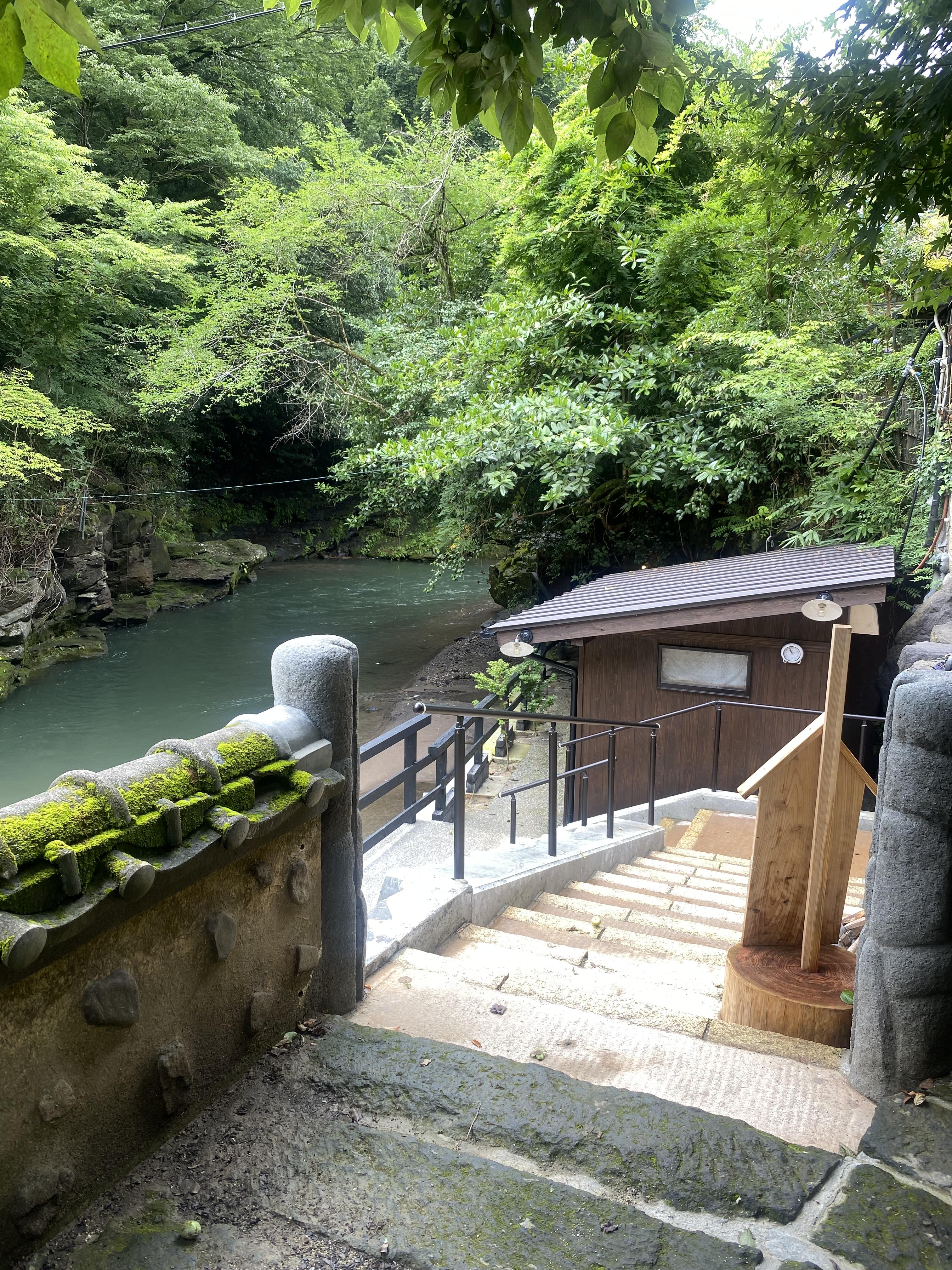 壁湯天然洞窟温泉旅館　福元屋