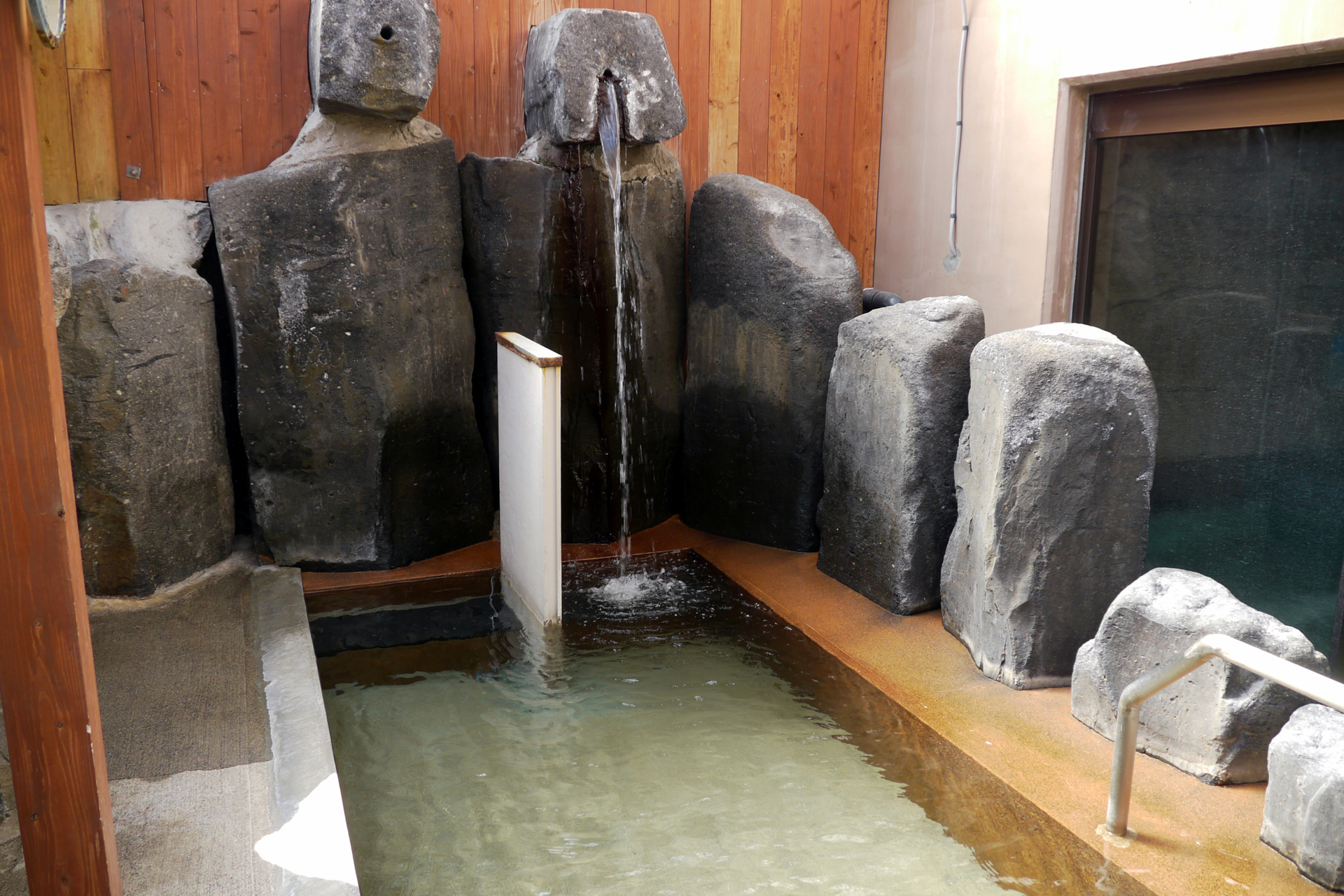 岡城天然温泉 月のしずく