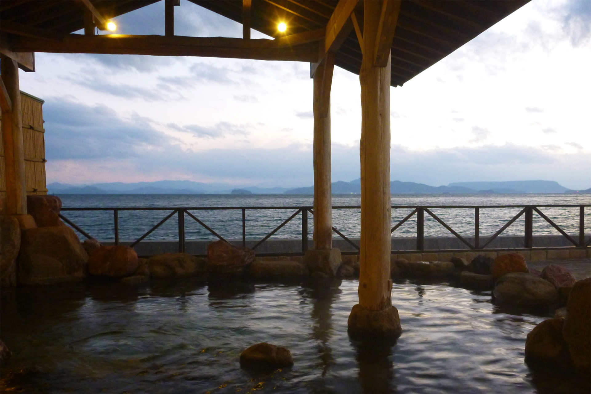 オリーブ温泉