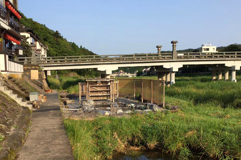 三朝温泉　河原の湯