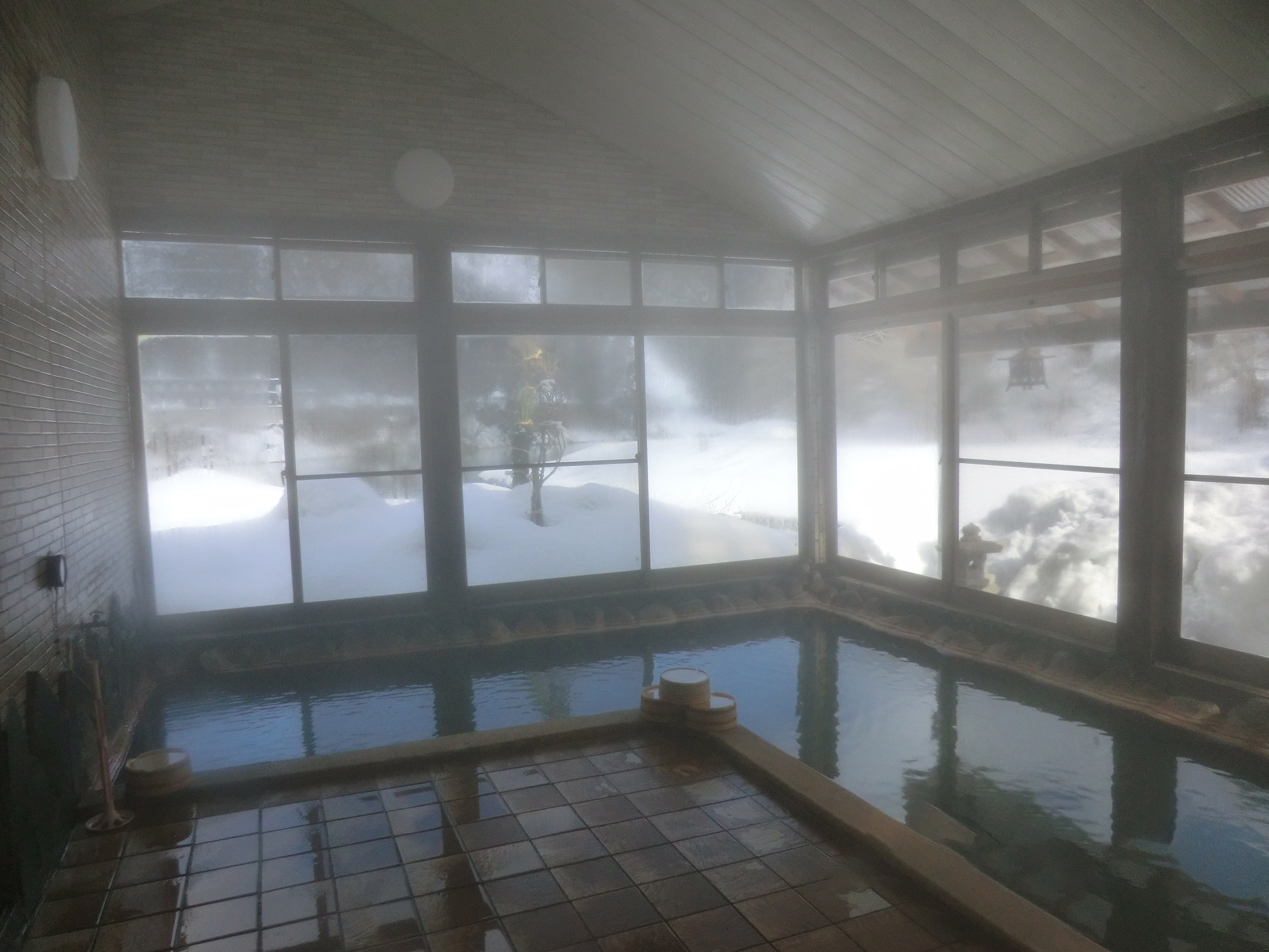 宮下温泉 栄光館